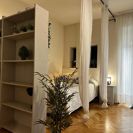 Caldereros Con Parking Gratis