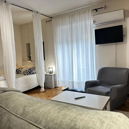 Caldereros Con Parking Gratis