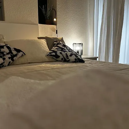 Caldereros Con Parking Gratis *